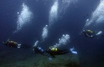 photo d'illustration : plongeurs dans les eaux de la Méditerranée, non loin de l'île de Port-Cros, le 26 juillet 2014