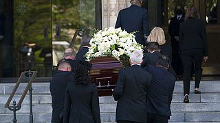 Cerimónias fúnebres decorreram na Catedral em Washington
