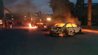 Lángoló autók a Cruz Azul cementgyár területén