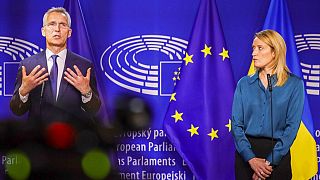NATO Genel Sekreteri Jens Stoltenberg, Avrupa Parlamentosu Başkanı Roberta Metsola ile ortak basın toplantısı düzenledi