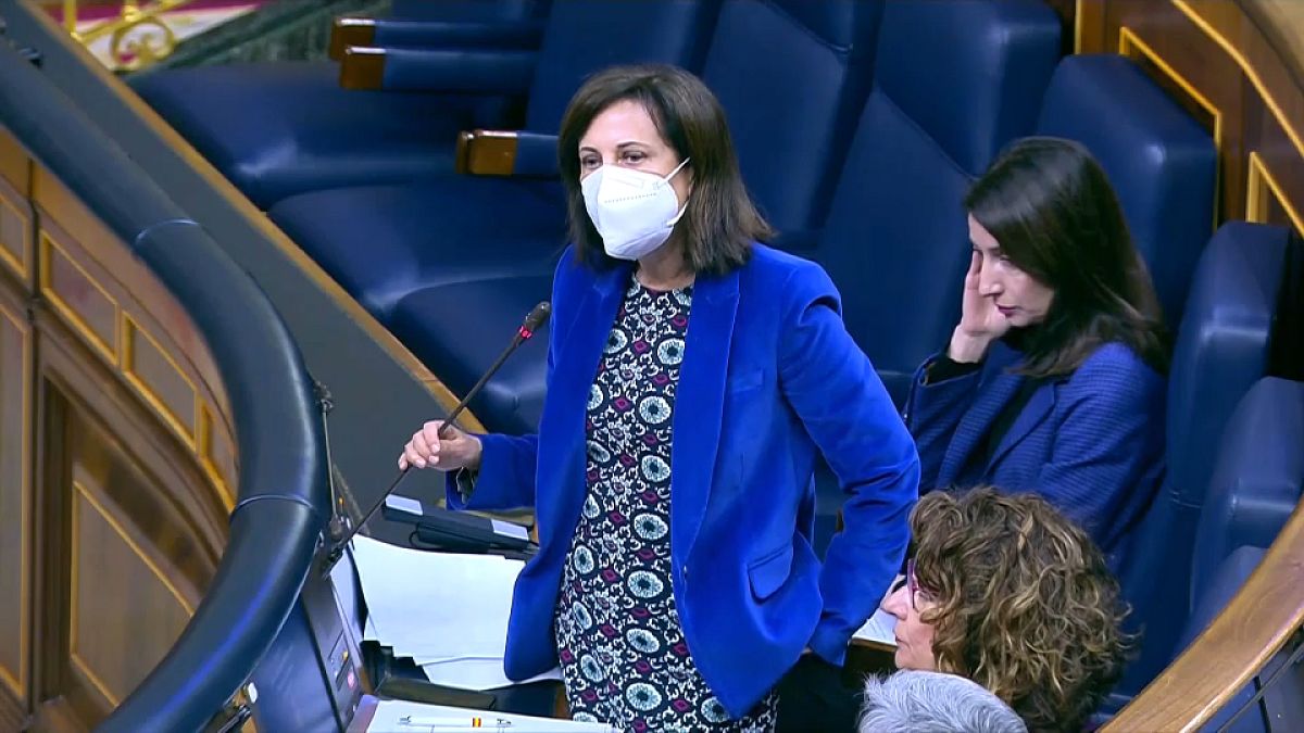 La ministra de Defensa de España, Margarita Robles, durante su comparecencia en el Congreso