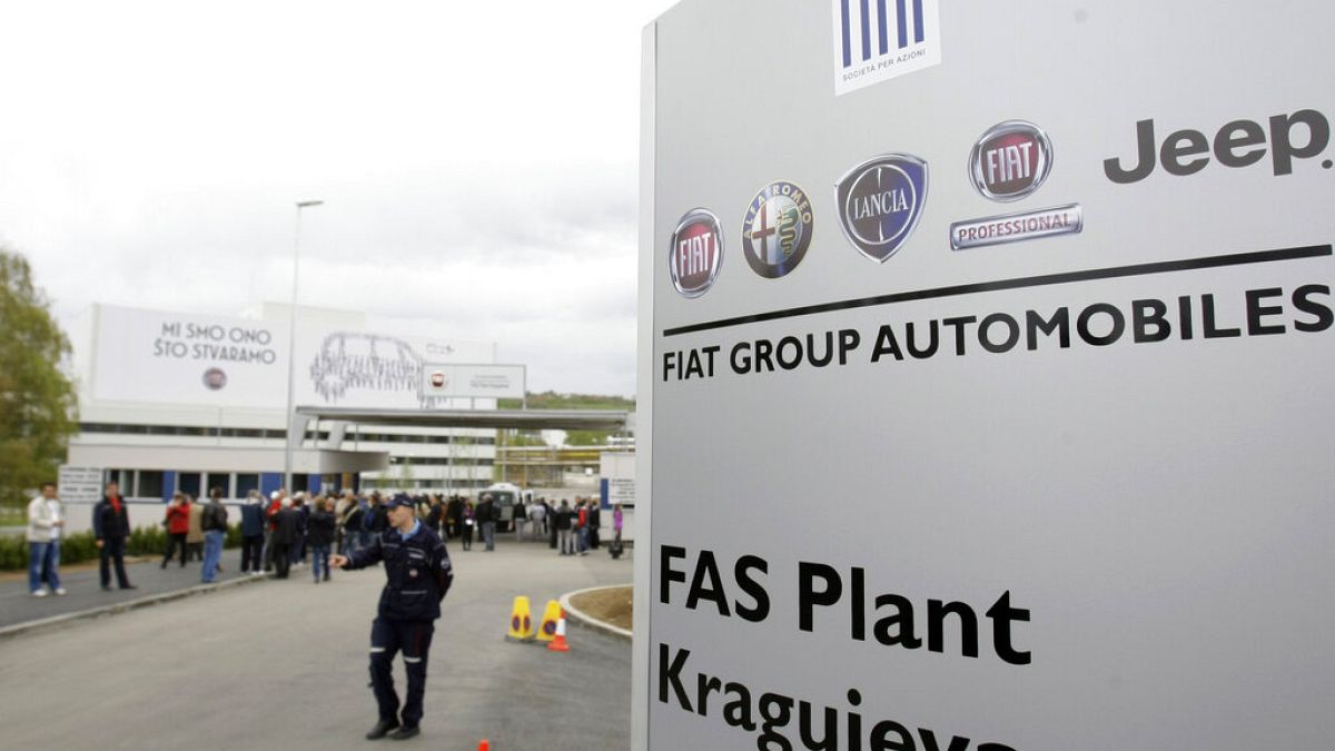 lo stabilimento Fiat di Kragujevac, a circa 100 chilometri (70 miglia) a sud di Belgrado, in Serbia, lunedì 16 aprile 2012