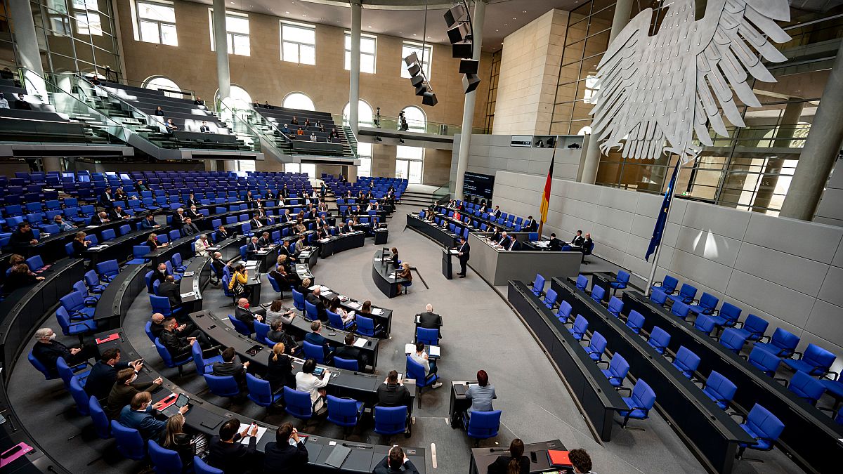 A német szövetségi törvényhozás alsóháza (Bundestag)