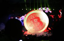 Bitcoin passa a ser moeda oficial