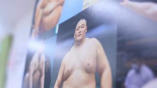 مصارعي السومو في اليابان يواجهون "شبح البطالة " بعد نهاية المسار الرياضي في سن مبكر