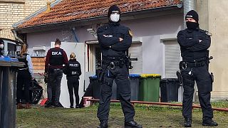 Német rendőrök kutatják át Eisenachban neonácik otthonait
