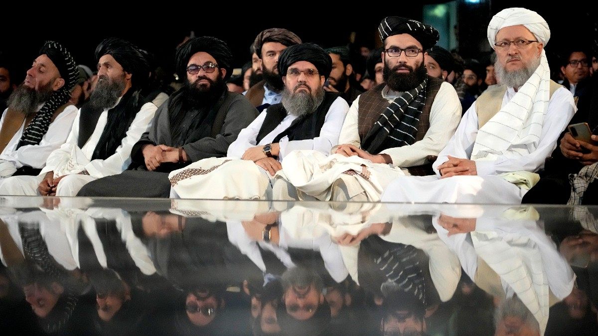 جمعی از سران طالبان