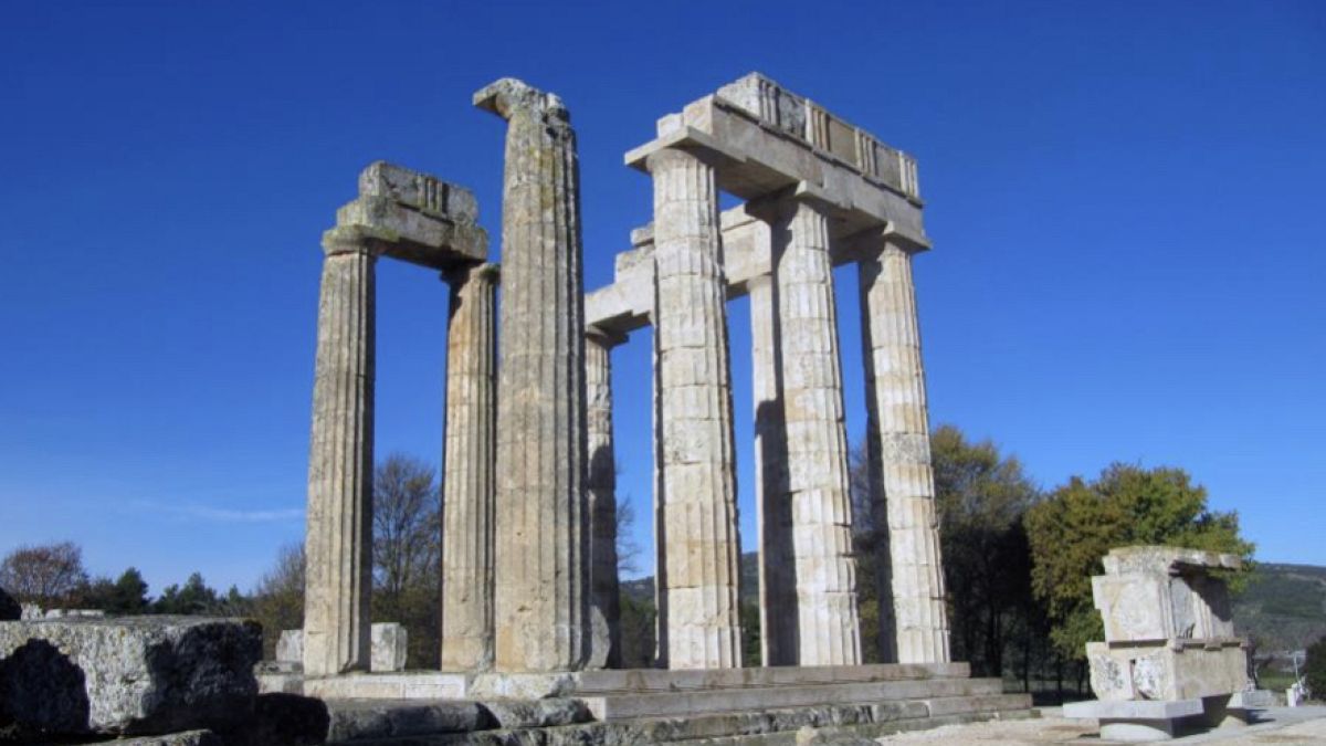 Άποψη από τον αρχαιολογικό χώρο της Νεμέας