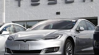 Tesla gösterge hatası nedeniyle araçlarını geri çağırıyor