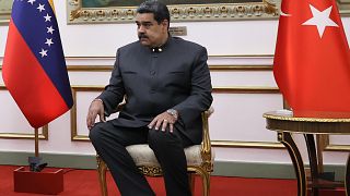Venezuela Devlet Başkanı Maduro, Dışişleri Bakanı Çavuşoğlu'nu kabul etti