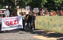 Paris'te Gezi Parkı davasında verilen mahkumiyet kararları protesto edildi