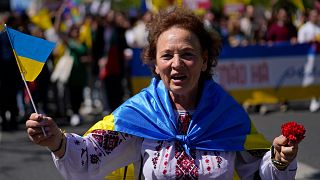 Ucraniana a celebrar o 25 de abril em Lisboa