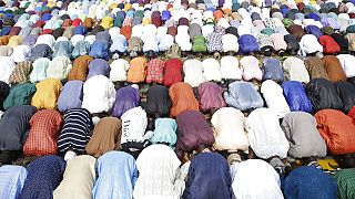 Muslime in Lagos, Nigeria begehen den Feiertag Eid al-Fitr