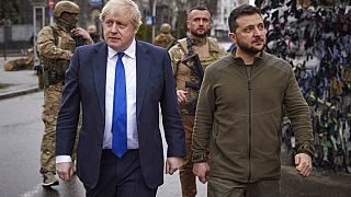  Ukrainian President Volodymyr Zelenskyy, right, and Britain's Prime Minister Boris Johnson walk during their meeting in downtown Kyiv, Ukraine, Saturday, April 9, 2022. 