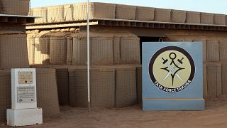 dicembre 2021, il logo della Task force Takuba nella base militare di Menaka in Mali