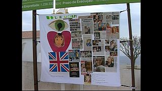 Fotos y recortes de prensa tras la desaparición de Madeleine McCann en Praia da Luz, Algarve (Portugal) el 3 de mayo de 2007.