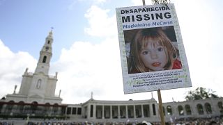 Объявление о пропаже Мадлен Макканн в городе Фатима на севере Португалии, 13 мая 2007