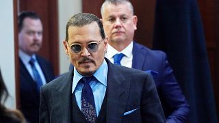 Johnny Depp, yargılamanın devam ettiği mahkeme salonunda