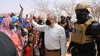 Niger : le secrétaire général de l'ONU rencontre des déplacés du Sahel