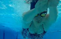 Karolina es nadadora semiprofesional, ahora se entrena en Francia