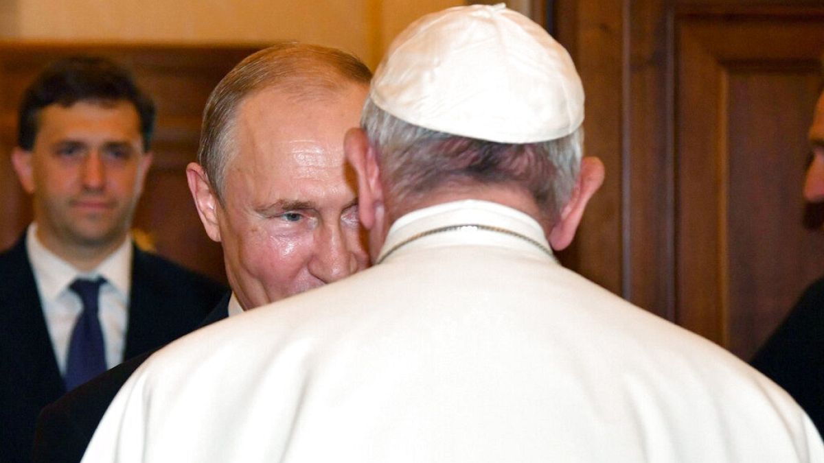 Francisco recibe a Vladímir Putin en audiencia el 4 de julio de 2019 en el Vaticano