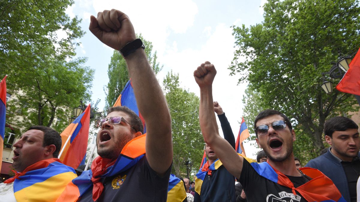 Erivan'da hükümet karşıtı protestocular