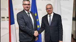 Ο υπουργός Εσωτερικών με τον επικεφαλής της τσεχικής αντιπροσωπείας