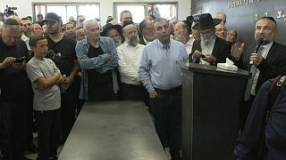 جنازة ثلاثة إسرائيليين قتلوا في مدينة إلعاد