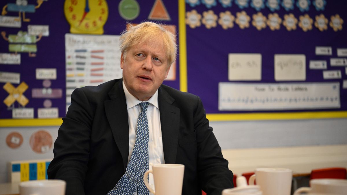 Boris Johnson bei einem Schulbesuch in seinem Wahlbezirk