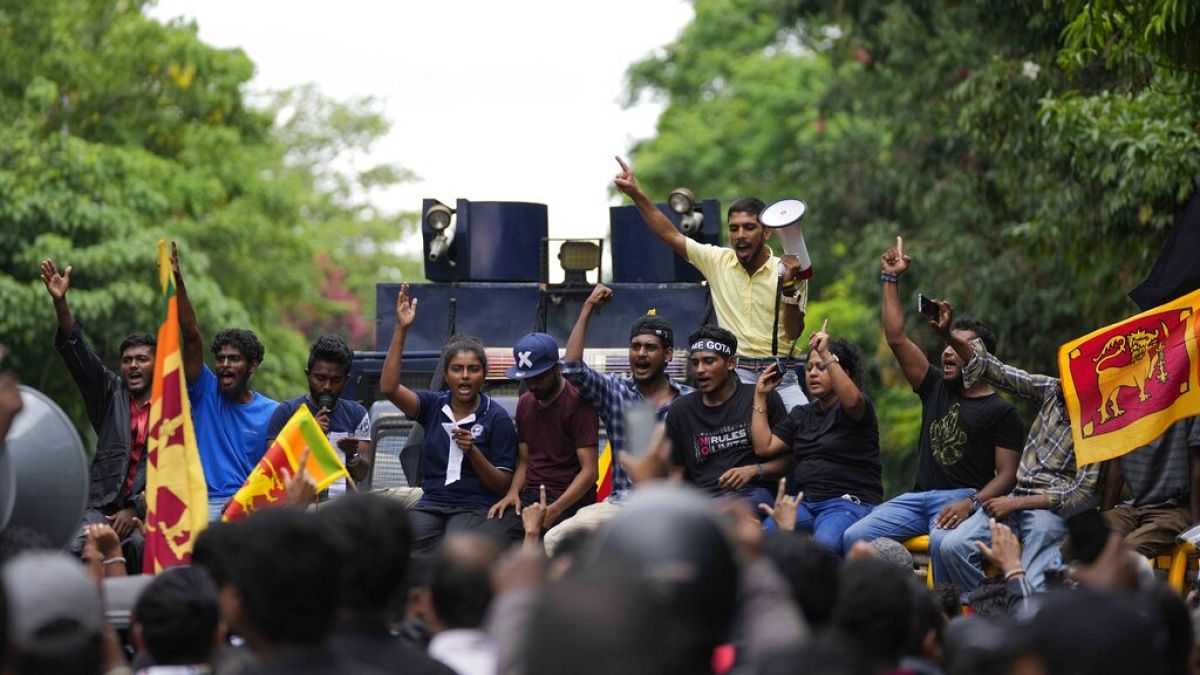 Акция протеста в Коломбо с требованием отставки президента Шри-Ланки, 6 мая 2022 г.