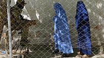 Zum "Schutz" der Frauen: Taliban ordnen Vollverschleierung an