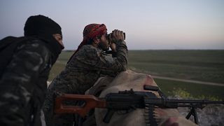 عنصران تابعان لتنظيم الدولة الإسلامية في العراق