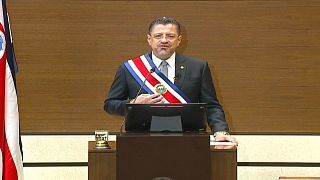 Rodrigo Chaves jura la presidencia de Costa Rica