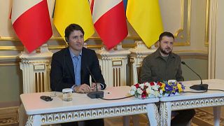 Zelenski se dirigió al G7 junto al primer ministro canadiense Justin Trudeau que se encontraba en Kiev en una visita sorpresa