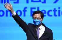 John Lee Ka-chi Hong Kong'un yeni baş yöneticisi seçildi