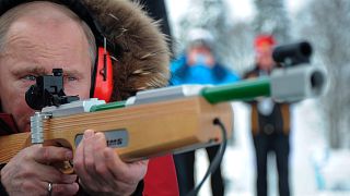 A szocsi paralimpia biatlonpályáját tesztelte Vlagyimir Putyin 2012 márciusában