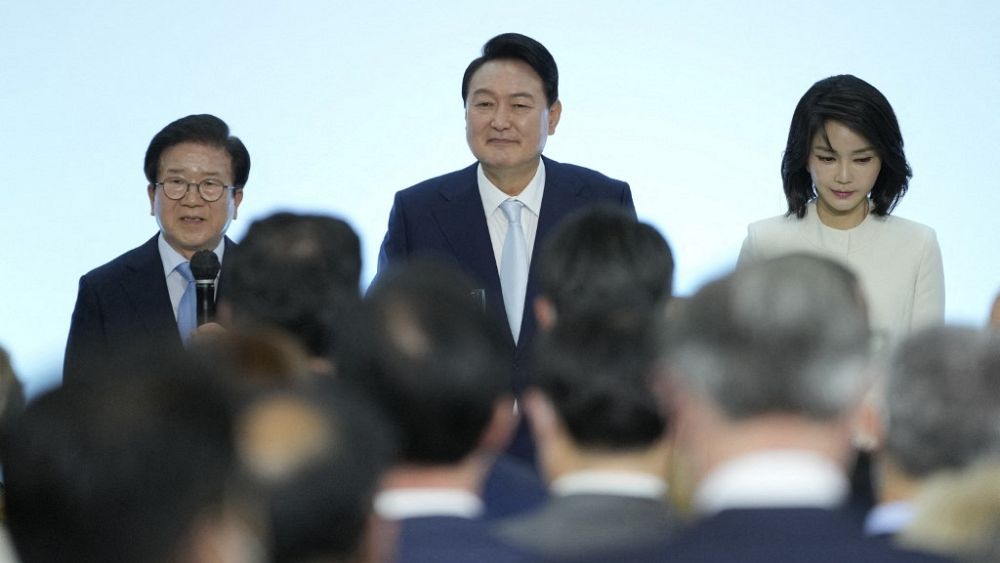 Corea del sur inicia una nueva etapa de diplomacia con pionyang​ la mano yoon suk-yeol