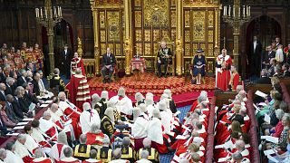 Принц Чарльз произносит речь на церемонии открытия сессии британского Парламента 10 мая 2022