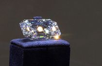 الماس ۱۰۲.۶ قیراطی در نمایشگاه جواهرات و ساعت‌های دوحه