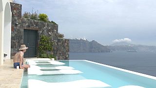 L'île de Santorin a accueilli plus de 6,5 millions de visiteurs sur les trois dernières saisons touritiques