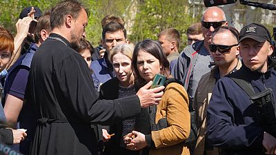 Annalena Baerbock in Butscha bei Kiew in der Ukraine