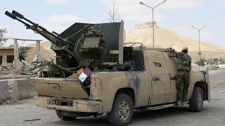 Проправительственные силы в Сирии патрулируют улицы Пальмиры