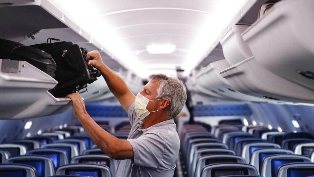 Κατάργηση της μάσκας σε αεροπλάνα και αεροδρόμια προτείνουν ecdc easa