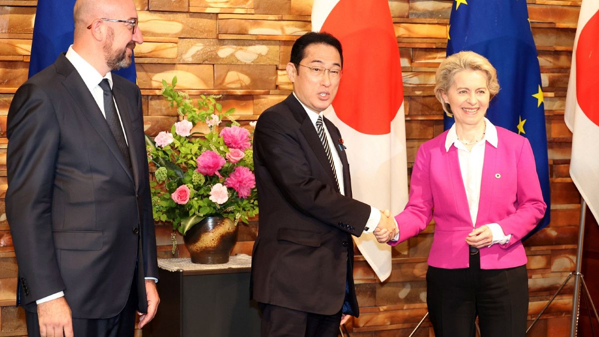 EU Commission President Ursula von der Leyen (R), and EU Council President Charles Michel (L), meet Japanese Prime Minister Fumio Kishida in Tokyo May 12, 2022.