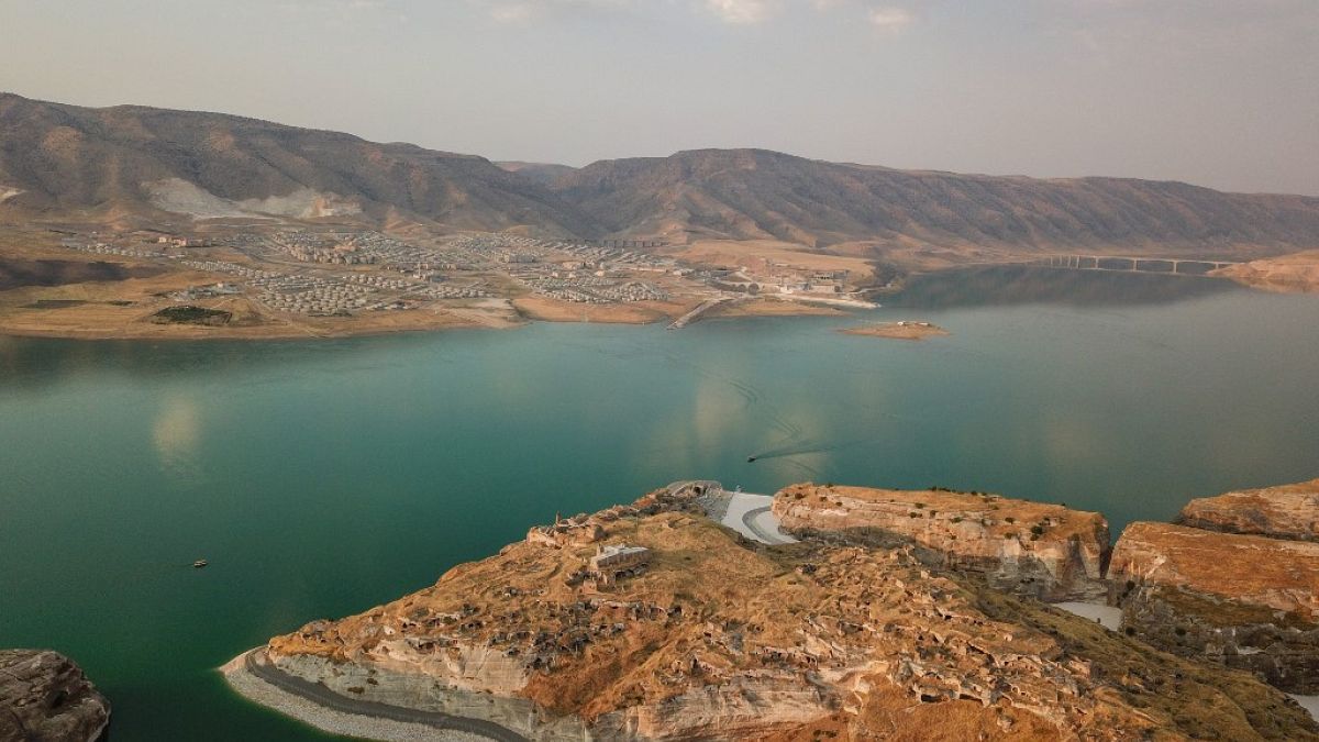 Dicle Nehri üzerine inşa edilen Ilısu Barajı İran'ın tepki gösterdiği barajlardan biri