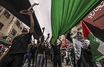 فلسطينيون يحيون ذكرى النكبة 74 في مدينة رام الله، الضفة الغربية.