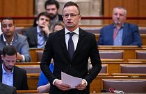 Szijjártó Péter külgazdasági és külügyminiszter felszólal napirend előtt az Országgyűlés plenáris ülésén 2022. május 9-én.