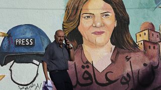 جدارية للصحفية المقتولة شيرين أبو عاقلة في غزة