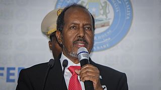Somalia swears in Hassan Sheikh Mohamud as President 