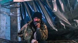 جندي أوكراني من كتيبة آزوف مصاب في آزوفستال 